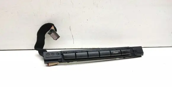 Traction control (ASR) switch