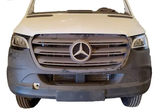 Mercedes-Benz Sprinter W907 W910 Front bodywork piece 654920 81775762 A9072602800