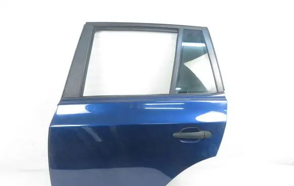 BMW X3 E83 Rear door 