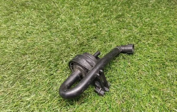 Volkswagen Polo IV 9N3 Valve vacuum 6Q0906517 0280142345