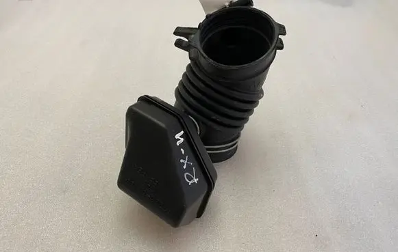 Lexus RX 450H Intake resonator 1788131411 1788031391 1789331180
