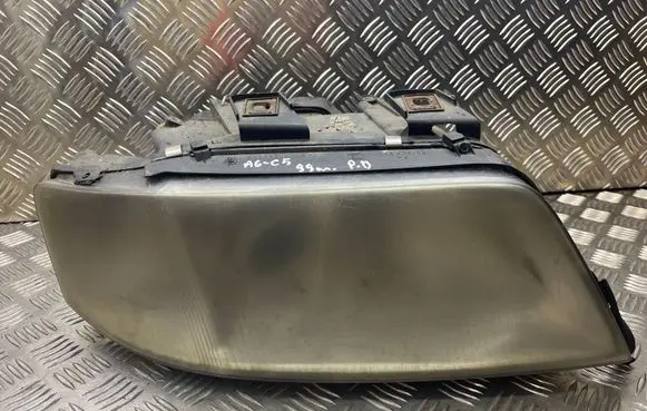 Audi A6 S6 C5 4B Headlight/headlamp 14847400