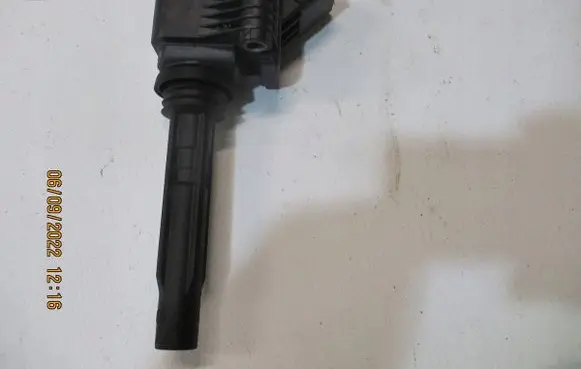 Volkswagen Transporter - Caravelle T1 High voltage ignition coil 04C905110D