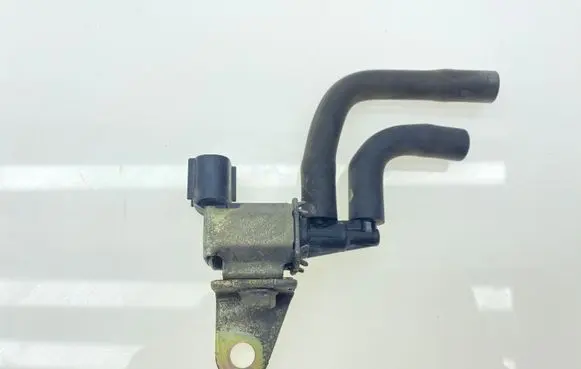 Subaru Legacy Vacuum valve 16102AA490 16102AA K5T81872