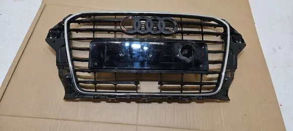 Audi A3 S3 8V Front bumper upper radiator grill 8V5853651A