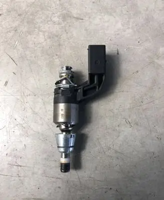 Fuel injector