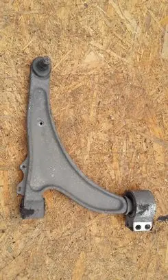 Front lower control arm/wishbone