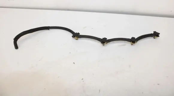 Volkswagen Golf VII Fuel return line/hose 04L130235G