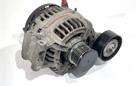 BMW 1 E81 E87 Generator/alternator 7532964
