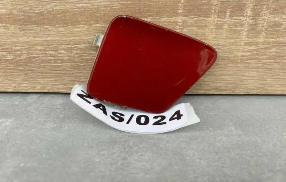 Ford Focus C-MAX Front tow hook cap/cover 7M51-17A989-AW