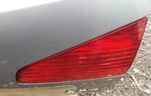 Peugeot 607 Tailgate rear/tail lights
