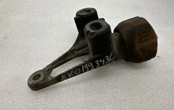 Audi A4 S4 B8 8K Engine mount bracket 8k0199343c