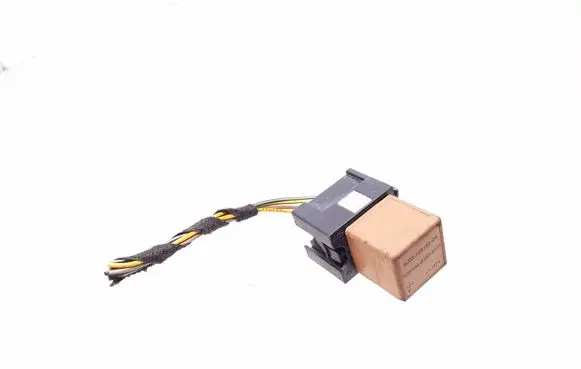 Land Rover Evoque I Other relay BJ3214B192CA