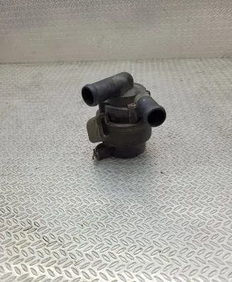 Volvo XC60 Electric auxiliary coolant/water pump 31332380