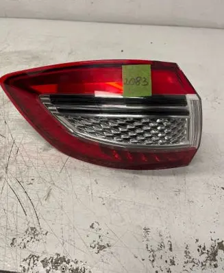 Ford Mondeo MK IV Rear/tail lights BS7113405 0374D BRZEB