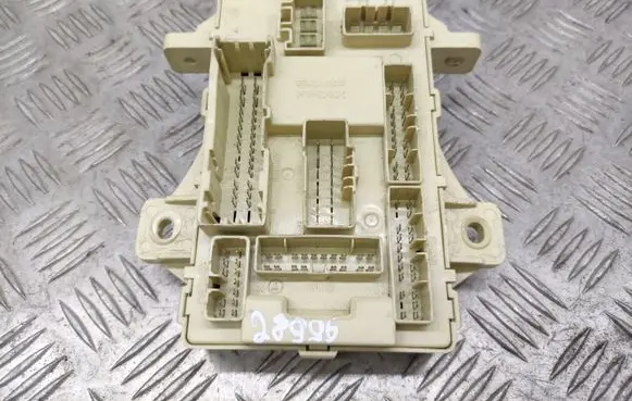 Hyundai i30 Fuse module 919501H510