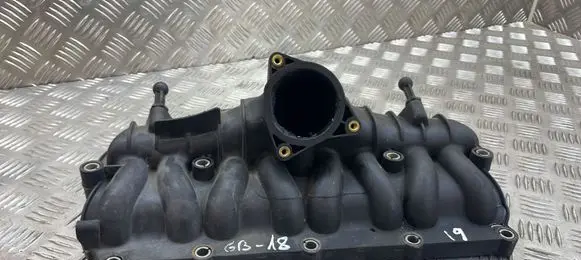 Volkswagen Jetta V Intake manifold
