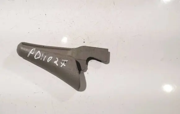 Nissan X-Trail T30 Seat adjustment knob 