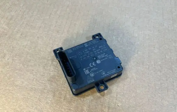 Distronic sensor radar