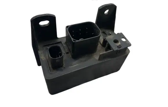 Mercedes-Benz E W211 Glow plug pre-heat relay
