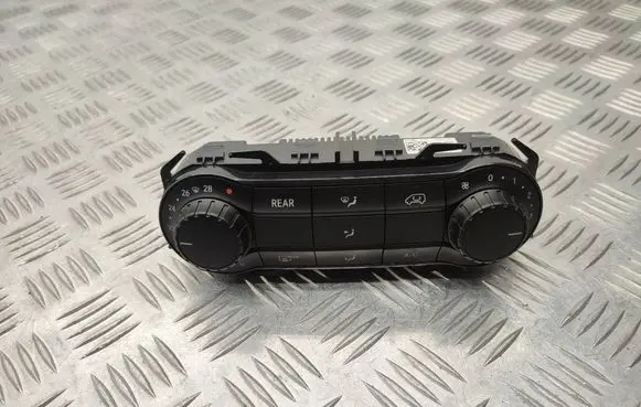 Mercedes-Benz Vito Viano W447 Climate control unit A4479003518 A4479018103