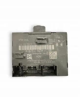 Audi A3 S3 8V Door control unit/module 5Q0959595E