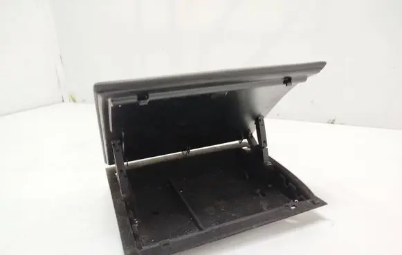 Ford Galaxy Glove box 7M5857919D YM21A06010BDW