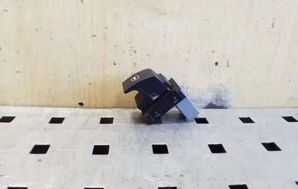 Volkswagen PASSAT B7 Electric window control switch 7L6959855E
