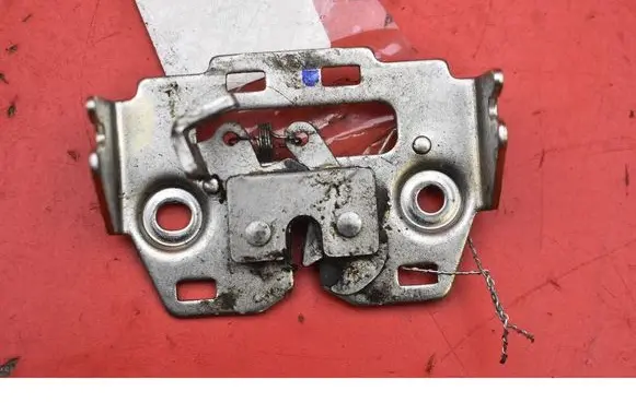 AC 428 Tailgate/trunk/boot lock/catch/latch 