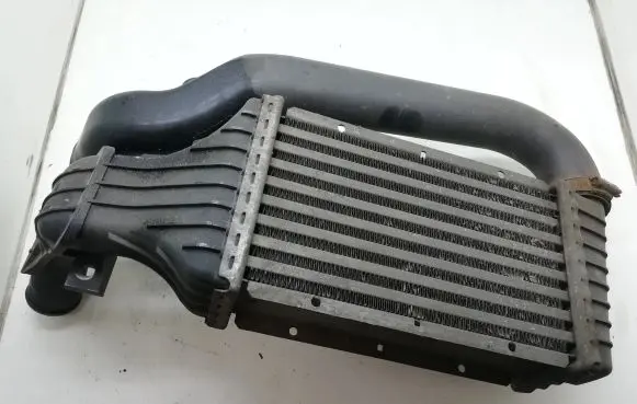 Opel Zafira B Intercooler radiator 24406701