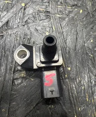 BMW 3 E90 E91 Air pressure sensor 9M27 7804742 9080