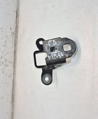 Dodge Nitro Front door upper hinge 