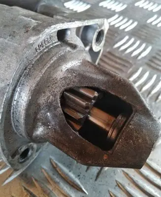 Mercedes-Benz E W211 Starter motor 001115005 1121510001