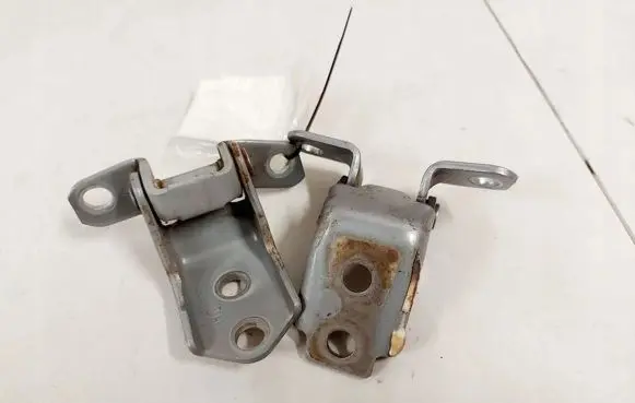 Mazda 6 Front door hinge set 