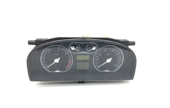 Renault Laguna II Speedometer (instrument cluster) 8200291334