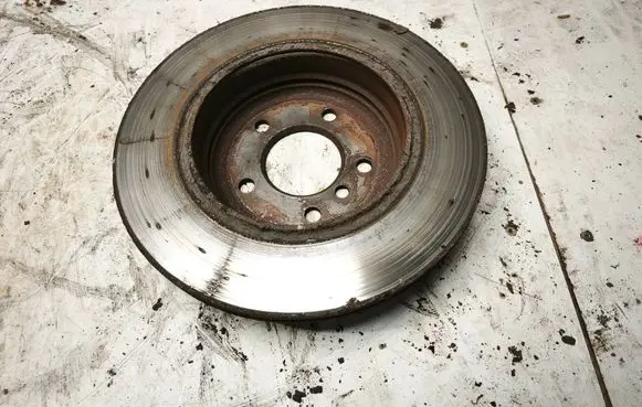 BMW 5 E60 E61 Rear brake disc