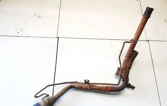 Ford C-MAX II Fuel tank filler neck pipe 