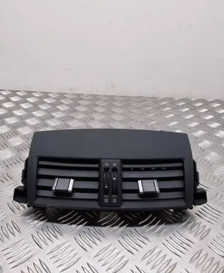 Toyota RAV 4 (XA30) Dash center air vent grill 5567042060