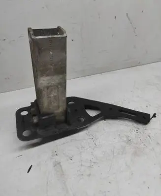 Radiator support slam panel bracket