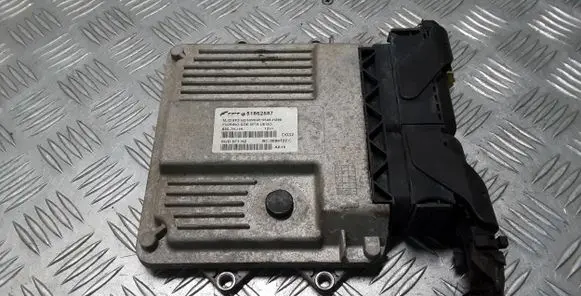Fiat Fiorino Engine control unit/module 51862587 8307HJ1K