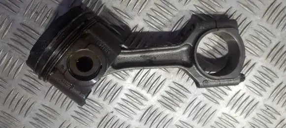 Opel Vectra B Piston with connecting rod