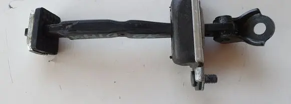 Hyundai Ioniq Rear door check strap stopper