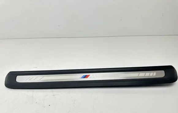 BMW 3 G20 G21 Front sill trim cover 7407377