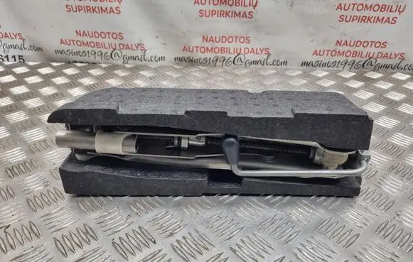 Audi A2 Lift Jack 8Z0011031A