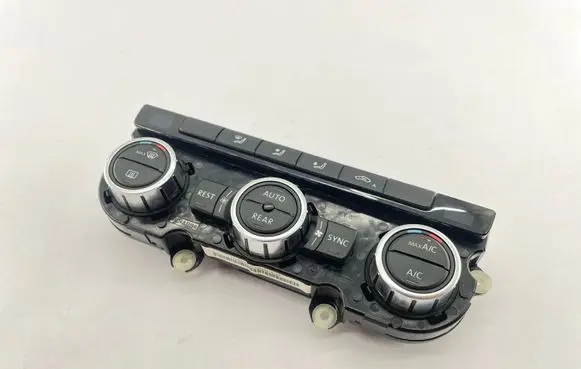 Seat Alhambra (Mk2) Climate control unit 7N0907044E 5HB01105920