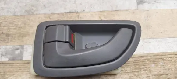 Rear door interior handle