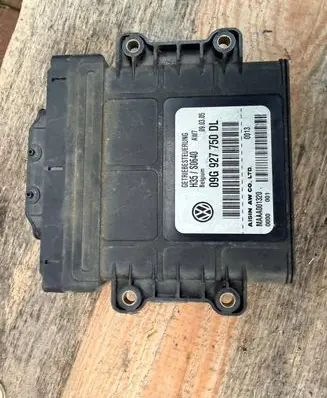 Volkswagen Touran I Gearbox control unit/module 09G927750DL