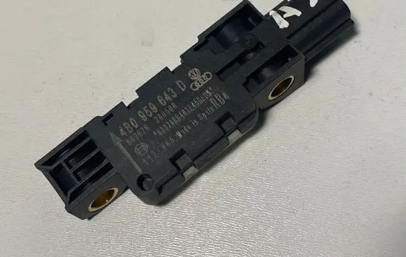 Audi A3 S3 A3 Sportback 8P Airbag deployment crash/impact sensor 4B0959643D