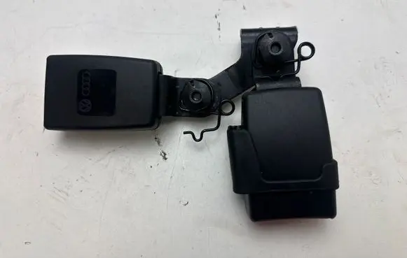 Audi A7 S7 4G Middle seatbelt buckle (rear) 4G0857739