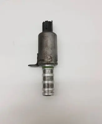 Peugeot 308 Camshaft vanos timing valve V758776080